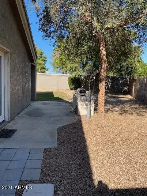 Exterior - 891 N Date Palm Dr, Gilbert, AZ 85234 photo 6 of 15