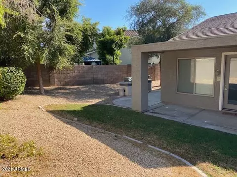 Exterior - 891 N Date Palm Dr, Gilbert, AZ 85234 photo 5 of 15