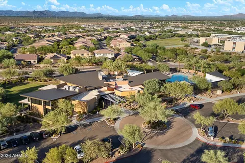 View/Area - 3437 E Daley Ln, Phoenix, AZ 85050 photo 4 of 8