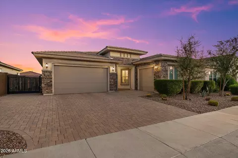 Exterior - 3437 E Daley Ln, Phoenix, AZ 85050 photo 9 of 13