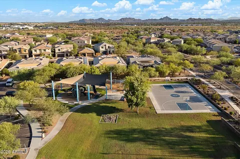 View/Area - 3437 E Daley Ln, Phoenix, AZ 85050 photo 5 of 8