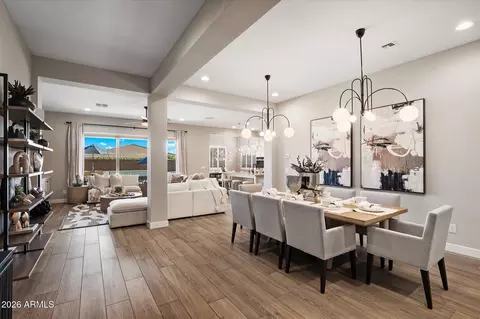 Dining - 3437 E Daley Ln, Phoenix, AZ 85050 photo 4 of 5