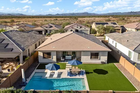Exterior - 3437 E Daley Ln, Phoenix, AZ 85050 photo 7 of 13