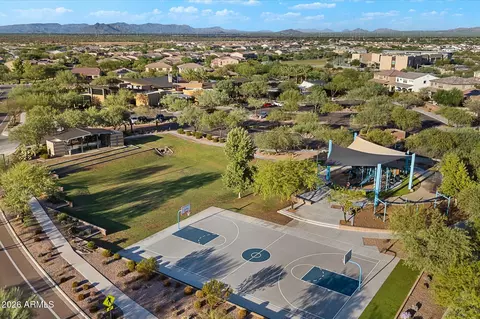 View/Area - 3437 E Daley Ln, Phoenix, AZ 85050 photo 6 of 8