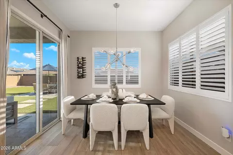 Dining - 3437 E Daley Ln, Phoenix, AZ 85050 photo 1 of 5