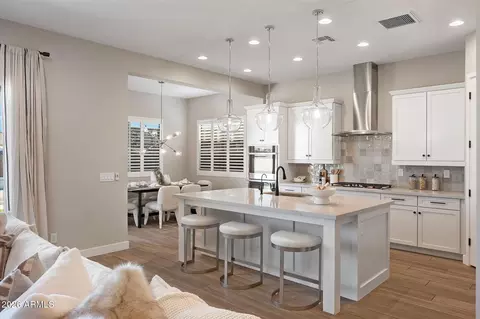 Kitchen - 3437 E Daley Ln, Phoenix, AZ 85050 photo 2 of 5