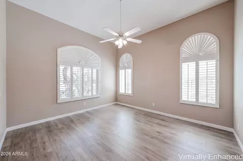 Living - 4315 E Mossman Rd, Phoenix, AZ 85050 photo 4 of 10