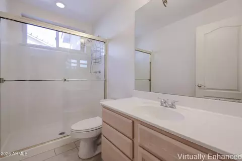 Bath - 4315 E Mossman Rd, Phoenix, AZ 85050 photo 1 of 7