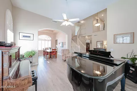 Entry Way - 4315 E Mossman Rd, Phoenix, AZ 85050 photo 2 of 5