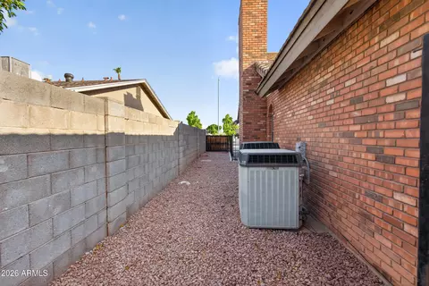 Exterior - 2503 E Leonora St, Mesa, AZ 85213 photo 3 of 6