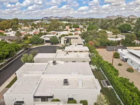 View/Area - 5529 N 2nd Pl, Phoenix, AZ 85012 photo 2 of 3