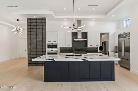 Kitchen - 5529 N 2nd Pl, Phoenix, AZ 85012 photo 1 of 3