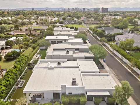 View/Area - 5529 N 2nd Pl, Phoenix, AZ 85012 photo 3 of 3