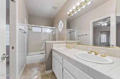 Bath - 3310 E Rock Wren Rd, Phoenix, AZ 85044 photo 5 of 5