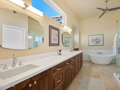 Bath - 5345 E Mclellan Rd #88, Mesa, AZ 85205 photo 1 of 8