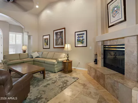 Living - 5345 E Mclellan Rd #88, Mesa, AZ 85205 photo 2 of 4