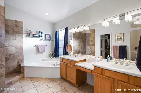 Bath - 276 E Ashurst Dr, Phoenix, AZ 85048 photo 1 of 4