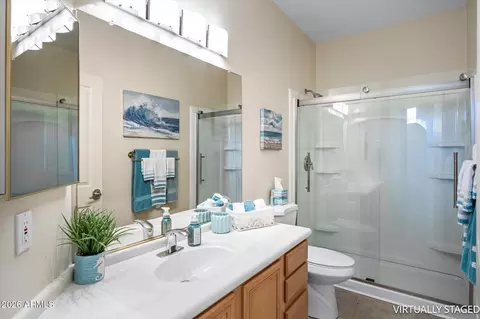 Bath - 276 E Ashurst Dr, Phoenix, AZ 85048 photo 2 of 4