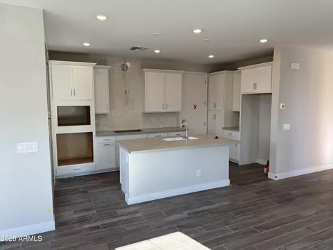 2255 S Swan Ct, Gilbert, AZ 85295 photo 4