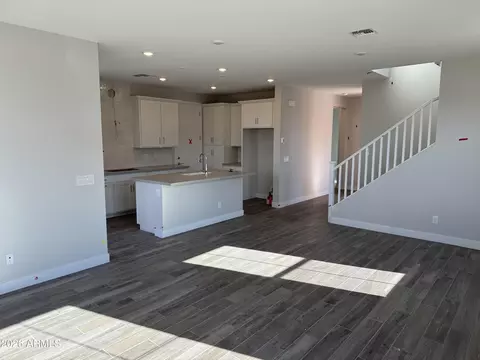 2255 S Swan Ct, Gilbert, AZ 85295 photo 6
