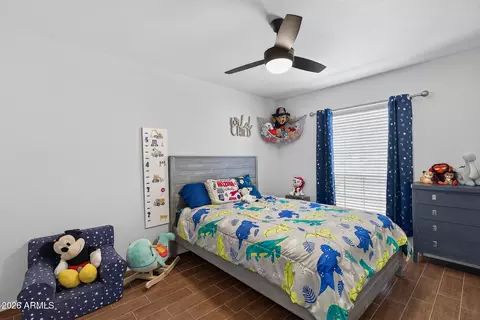 Bedroom - 3319 E Rosemonte Dr, Phoenix, AZ 85050 photo 4 of 4