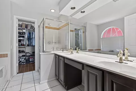Bath - 3319 E Rosemonte Dr, Phoenix, AZ 85050 photo 1 of 2