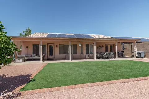 Exterior - 3319 E Rosemonte Dr, Phoenix, AZ 85050 photo 7 of 9