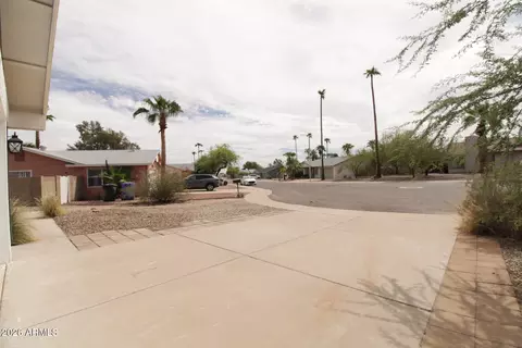 Exterior - 4302 E Jicarilla St, Phoenix, AZ 85044 photo 1 of 5