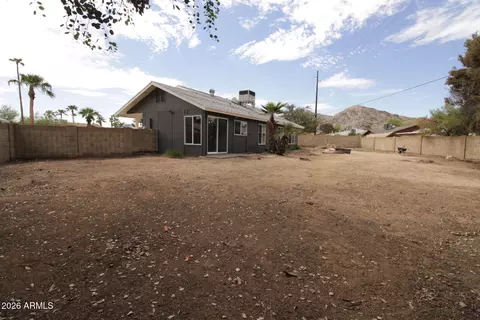 Exterior - 4302 E Jicarilla St, Phoenix, AZ 85044 photo 4 of 5