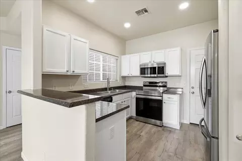 Kitchen - 1633 E Lakeside Dr #63, Gilbert, AZ 85234 photo 1 of 4