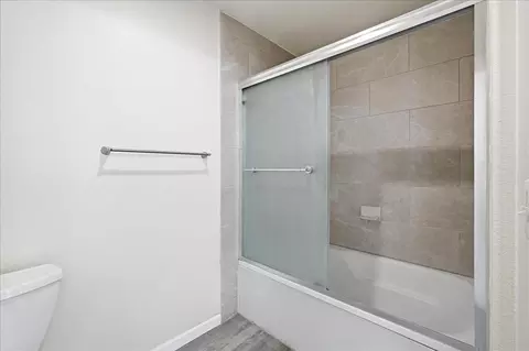 Bath - 1633 E Lakeside Dr #63, Gilbert, AZ 85234 photo 2 of 3