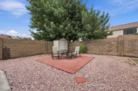 Exterior - 1874 E Sagebrush St, Gilbert, AZ 85296 photo 5 of 6