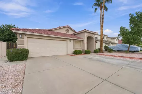 Exterior - 1874 E Sagebrush St, Gilbert, AZ 85296 photo 3 of 6