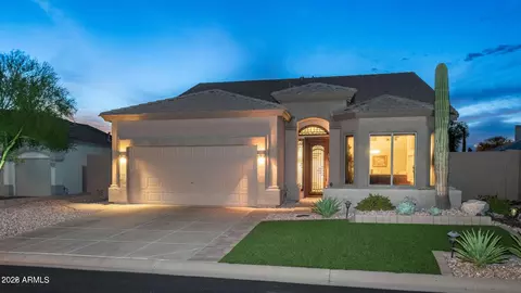 Exterior - 7238 E Tyndall St, Mesa, AZ 85207 photo 3 of 10