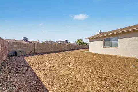 Exterior - 4348 N 80th Dr, Phoenix, AZ 85033 photo 10 of 11