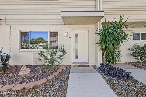 8211 E Garfield St #J3, Scottsdale, AZ 85257