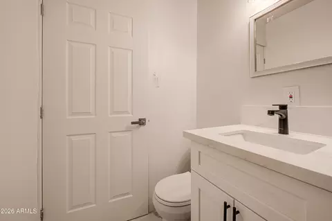 Bath - 1648 N 38th Dr, Phoenix, AZ 85009 photo 6 of 6