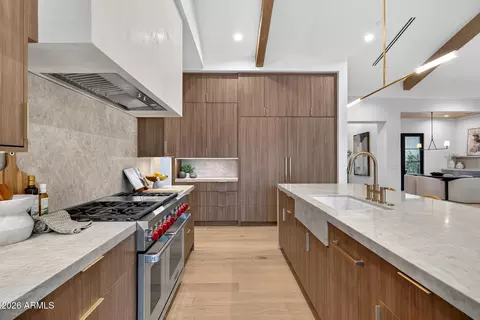 Kitchen - 2901 E Pierson St, Phoenix, AZ 85016 photo 3 of 5