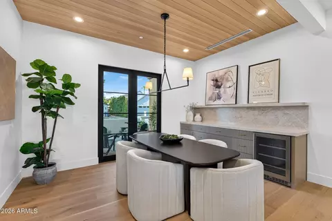 Dining - 2901 E Pierson St, Phoenix, AZ 85016 photo 3 of 3