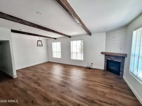 Living - 923 W Madera Ln, Payson, AZ 85541 photo 1 of 1