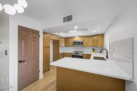 Kitchen - 4303 E Cactus Rd #114, Phoenix, AZ 85032 photo 3 of 3