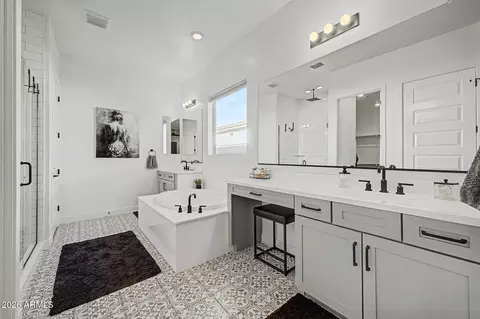 Bath - 9527 E Solina Ave, Mesa, AZ 85212 photo 3 of 4