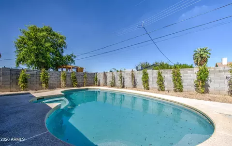 Exterior - 218 E Cairo Dr, Tempe, AZ 85282 photo 9 of 9