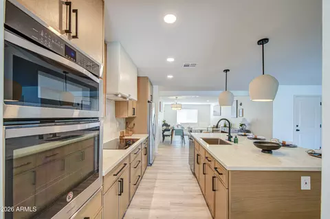 Kitchen - 218 E Cairo Dr, Tempe, AZ 85282 photo 7 of 7