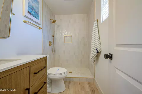 Bath - 218 E Cairo Dr, Tempe, AZ 85282 photo 1 of 7