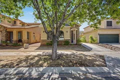 Exterior - 1807 E Dunbar Dr, Phoenix, AZ 85042 photo 1 of 6