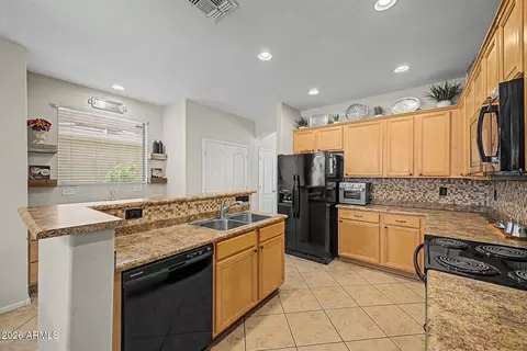 Kitchen - 1807 E Dunbar Dr, Phoenix, AZ 85042 photo 3 of 3