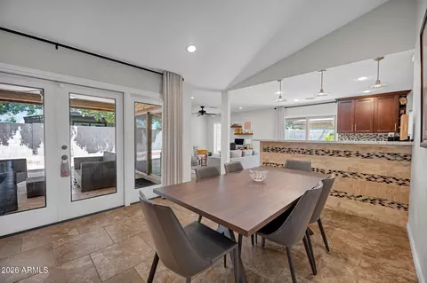 Dining - 1110 E Orangewood Ave, Phoenix, AZ 85020 photo 2 of 2
