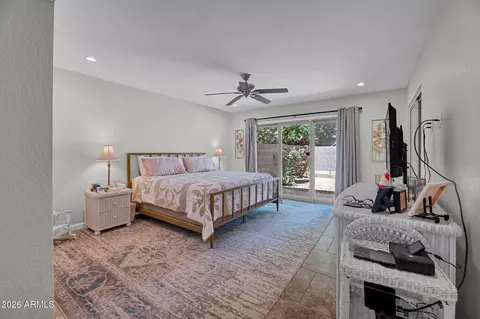 Bedroom - 1110 E Orangewood Ave, Phoenix, AZ 85020 photo 1 of 3