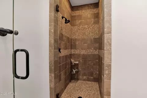 Bath - 9546 E Julep Cir, Mesa, AZ 85207 photo 9 of 10